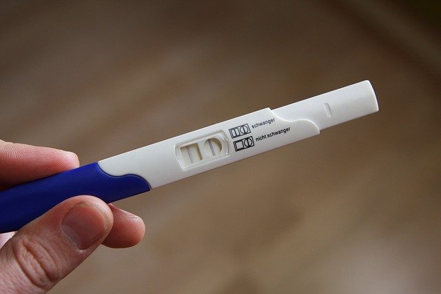 3 Signs You Should Take a Pregnancy Test - WomanCare